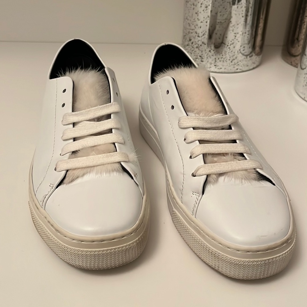 Z CD Women's white sneaker with white fur tongue size 37.  Made in Italy.